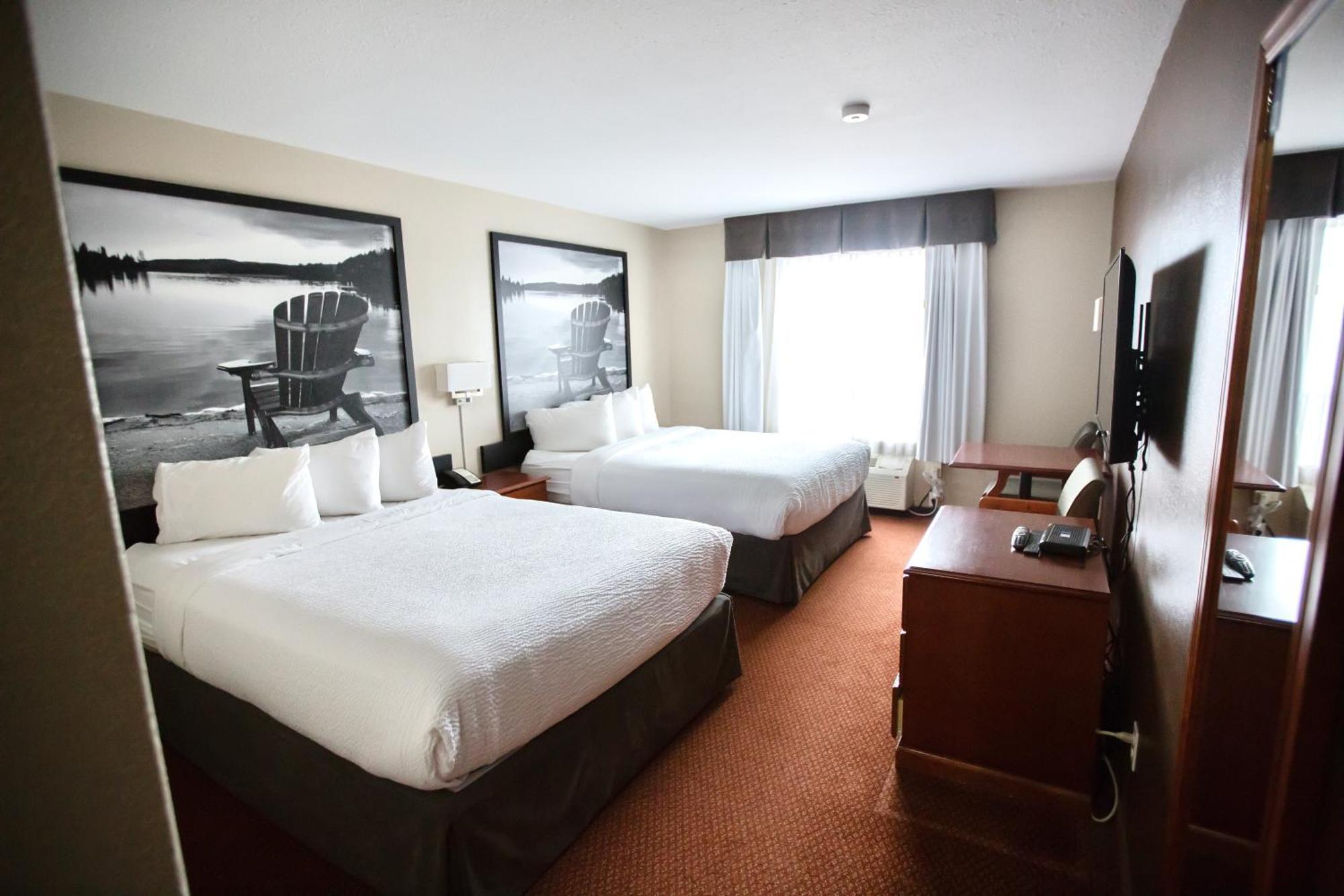 Super 8 By Wyndham Whitecourt Ξενοδοχείο Εξωτερικό φωτογραφία